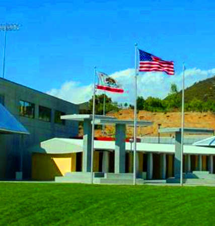 Oaks Christian School