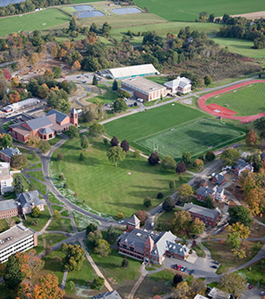 Boston College High School 北野山高中.jpg