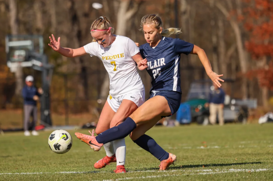 1763898569752343.png 1763898569752343.png